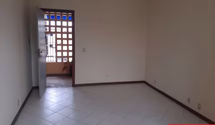 Sala comercial para alugar na Rua João Café Filho, 26, Itingá, Lauro de Freitas por R$ 399