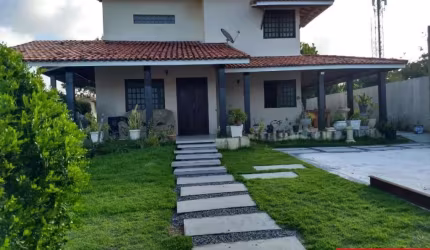 Casa com 3 quartos à venda na Av. Santo Antônio, Portão, Lauro de Freitas por R$ 1.100.000
