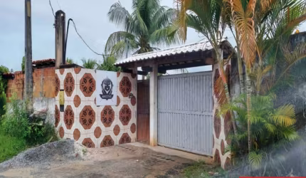 Casa com 4 quartos à venda na Rua Gengibre, Areia Branca, Lauro de Freitas por R$ 700.000