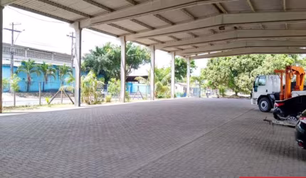 Barracão / Galpão / Depósito para alugar na End Rua H, Polo Petroquímico, Camaçari por R$ 15.000