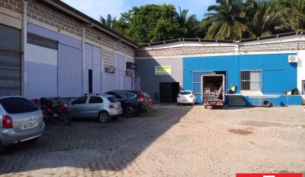 Barracão / Galpão / Depósito à venda na Rua Sivandir F. Chaves., Caji, Lauro de Freitas por R$ 475.000