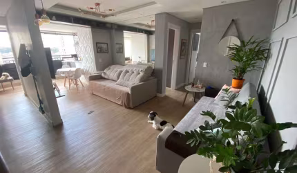 Apartamento à venda na Rua Salvador Pires de Lima, Sacomã, São Paulo - SP