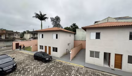 Casa à venda na Estrada do Paiol, Chácara Belverde, Vargem Grande Paulista - SP