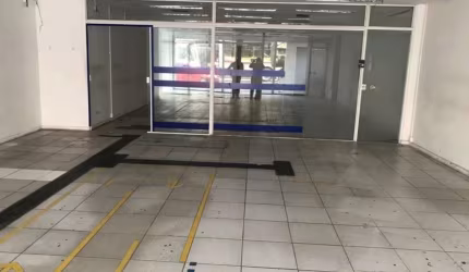Loja para alugar na Avenida Perimetral Brigadeiro Lima e Silva, Jardim Vinte e Cinco de Agosto, Duque de Caxias - RJ