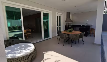 Casa de Condomínio à venda na Alameda dos Jequitibás, Alphaville, Santana de Parnaíba - SP
