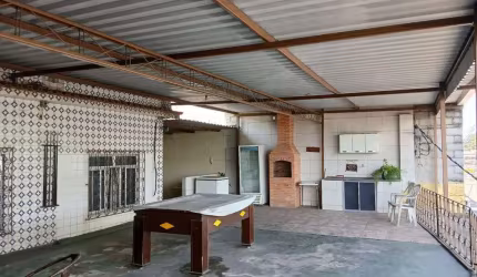 Casa à venda na Avenida Automóvel Clube, Jardim José Bonifácio, São João de Meriti - RJ