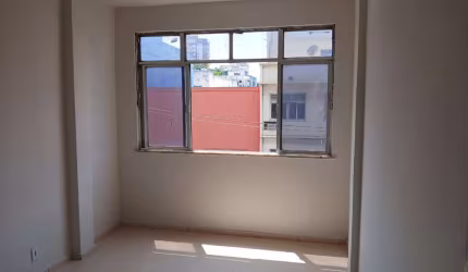 Apartamento para alugar na Avenida Perimetral Brigadeiro Lima e Silva, Jardim Vinte e Cinco de Agosto, Duque de Caxias - RJ