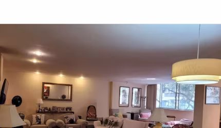 Apartamento à venda na Rua Xavier da Silveira, Copacabana, Rio de Janeiro - RJ