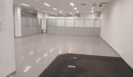 Prédio Inteiro para alugar na Avenida Duque de Caxias, Centro, Duque de Caxias - RJ