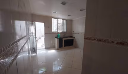 Casa à venda na Rua Barão do Bananal, Cavalcanti, Rio de Janeiro - RJ