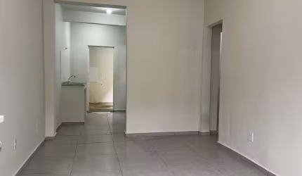 Casa à venda na Avenida de Santa Cruz, Santíssimo, Rio de Janeiro - RJ