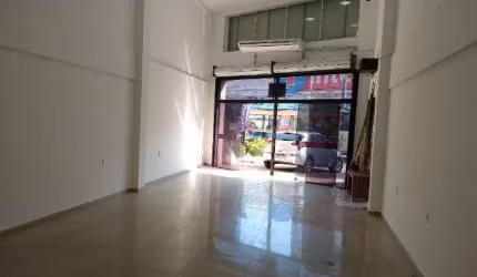 Loja à venda na Rua Cerqueira Daltro, Cascadura, Rio de Janeiro - RJ