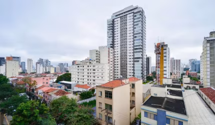 Apartamento à venda na Rua Mourato Coelho, Pinheiros, São Paulo - SP