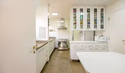 Apartamento à venda na Rua Lopes Neto, Itaim Bibi, São Paulo - SP
