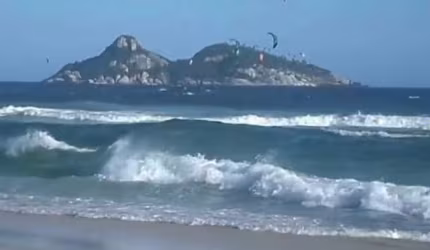 Apartamento à venda na Avenida Rachel de Queiroz, Barra da Tijuca, Rio de Janeiro - RJ