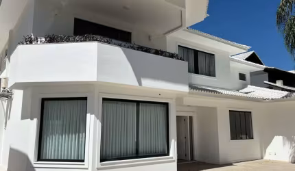 Casa à venda na Avenida das Américas, Barra da Tijuca, Rio de Janeiro - RJ