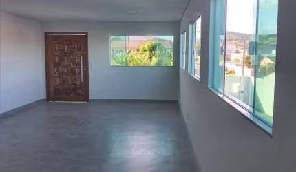 Casa à venda na Rua Vinte e Seis, Balneário das Conchas, São Pedro da Aldeia - RJ