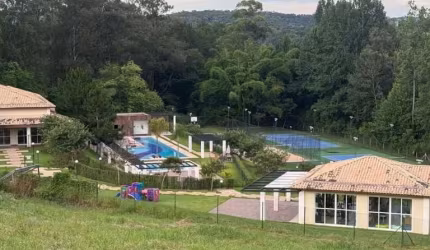 Casa de Condomínio à venda na Avenida Alberto João Luchesi, Caxambu, Jundiaí - SP