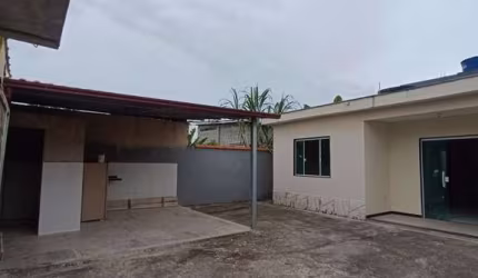 Casa à venda na Rua Torres, Parque Xerém, Duque de Caxias - RJ