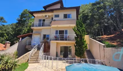 Casa de Condomínio à venda na Estrada do Itapeti, Parque Residencial Itapeti, Mogi das Cruzes - SP
