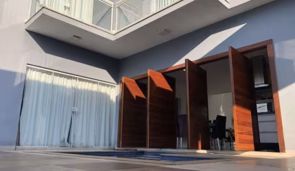 Casa à venda na Rua Amelia Louzada, Centro, Itaguaí - RJ