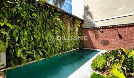Casa à venda na Rua Roquete Pinto, Urca, Rio de Janeiro - RJ