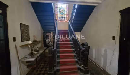Casa à venda na Rua Osório de Almeida, Urca, Rio de Janeiro - RJ