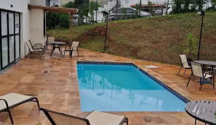 Apartamento à venda na Rua Friedrich Kristian Berg, Lageado, Cotia - SP