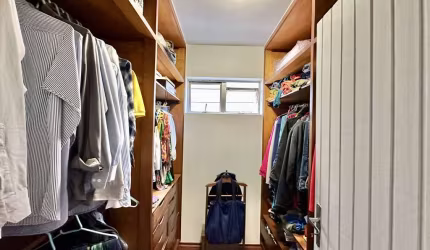 Casa à venda na Rua Rafael Clark, Jardim Jussara, São Paulo - SP