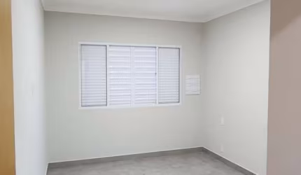 Casa à venda na Rua Frederico Trentini, Jardim Silmara, Amparo - SP