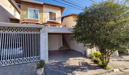 Casa à venda na Rua Ibitinga, Vila Bertioga, São Paulo - SP
