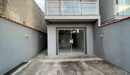 Casa à venda na Avenida Abílio Augusto Távora, Palhada, Nova Iguaçu - RJ