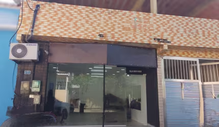Casa à venda na Praça Vereador José Barreto, Parque Xerém, Duque de Caxias - RJ