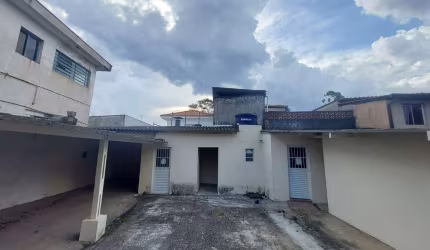 Casa Comercial para alugar na Avenida Elias Zarzur, Parque São George, Cotia - SP