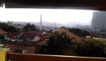 Casa à venda na Rua André Saraiva, Vila Sônia, São Paulo - SP