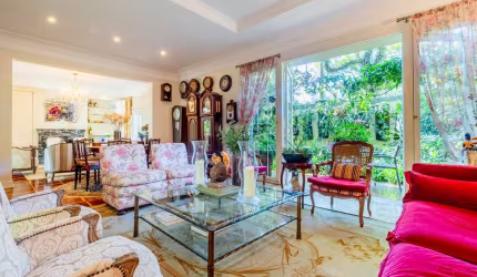 Casa à venda na Rua Dom Henrique, Jardim Luzitânia, São Paulo - SP