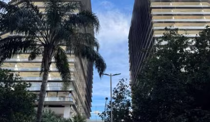 Apartamento à venda na Avenida José Luiz Ferraz, Recreio dos Bandeirantes, Rio de Janeiro - RJ