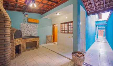 Casa à venda na Rua Vicente Cecílio, Jaguaribe, Osasco - SP