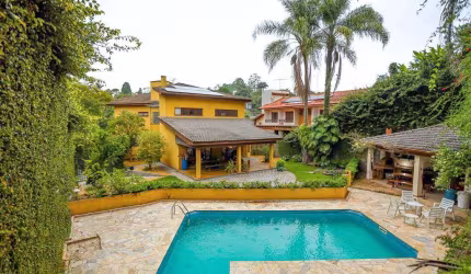 Casa à venda na Avenida das Palmas, Granja Viana II, Cotia - SP