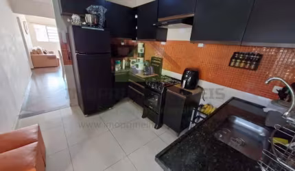 Casa em Condomínio para Venda em Jacareí / SP no bairro Parque Santo Antonio