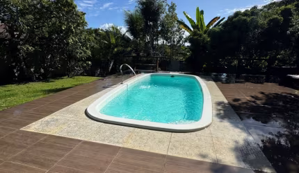 Casa com 4 quartos para locação mensal em Arraial d’Ajuda