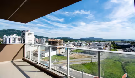 Oportunidade no bairro Pedra Branca! Apartamento de 3 dormitórios
