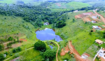 VENDE-SE TERRENO PERFEITO PARA AREA DE LAZER!!