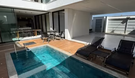 VENDE-SE CASA DE ALTO LUXO NO GUARUJÁ MANSÕES