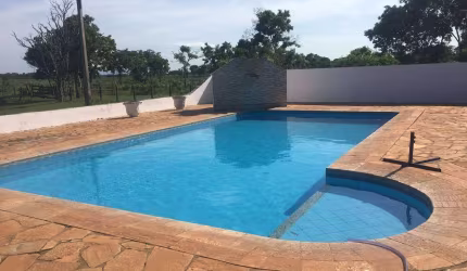 Vende-se Sitio 64 hectares localizada próximo a Cuiabá