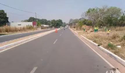Área no Pedra 90 em Avenida