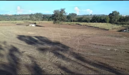 Area Rodovia Emanuel Pinheiro
