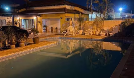 Casa com piscina a venda no Jardim dos Estados em Várzea Grande