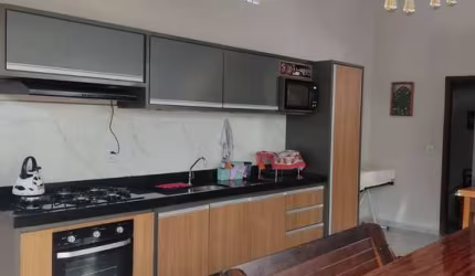 Vendo casa, 2 quartos/suíte, Jardim dos Estados por R$600.000.00