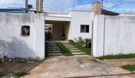 Vende-se casa no bairro Jardim das Palmeiras Cuiabá